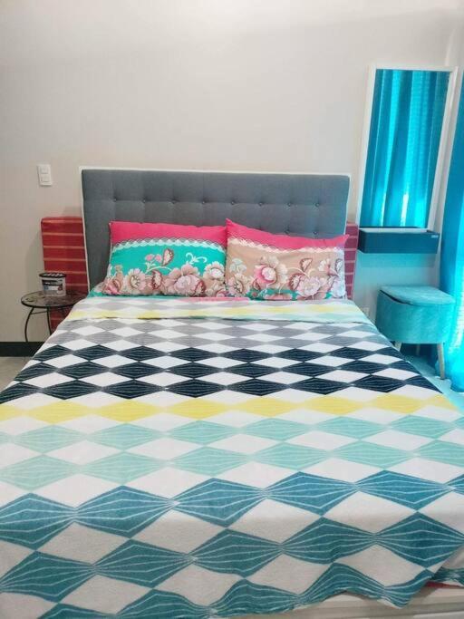 Cubao Manhattanheights U31N Tb, Studio Unit 马尼拉 外观 照片