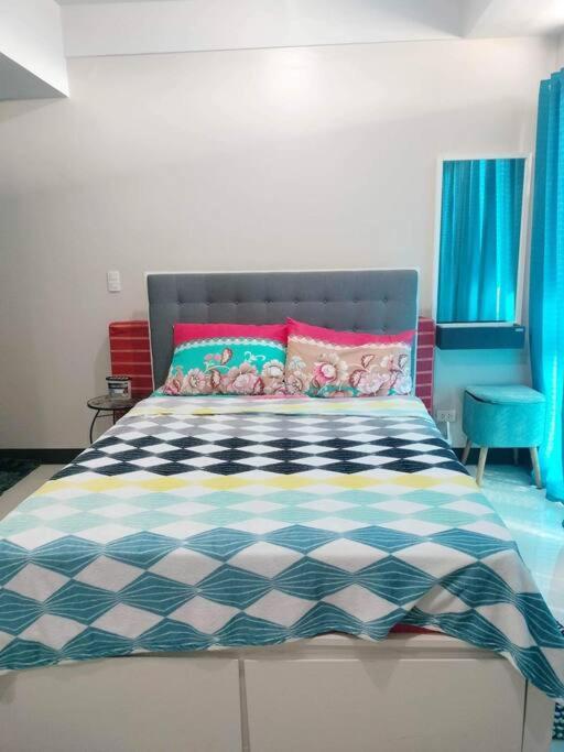 Cubao Manhattanheights U31N Tb, Studio Unit 马尼拉 外观 照片